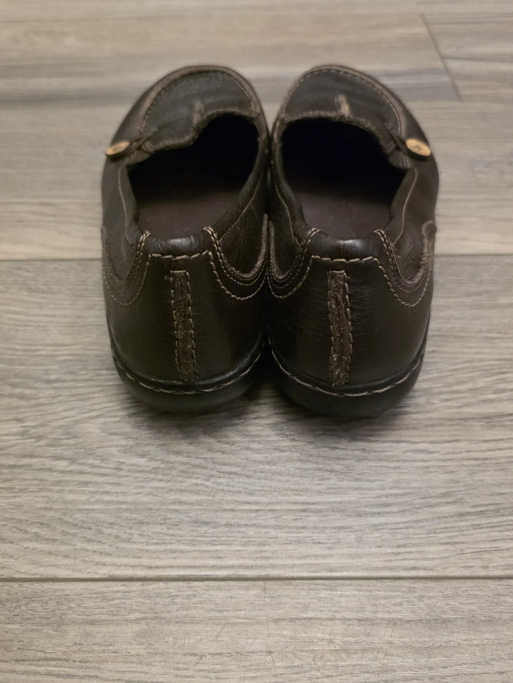 Clarks Collection Brown Pebbled Leather Button Loafers - Women’s Size 8W